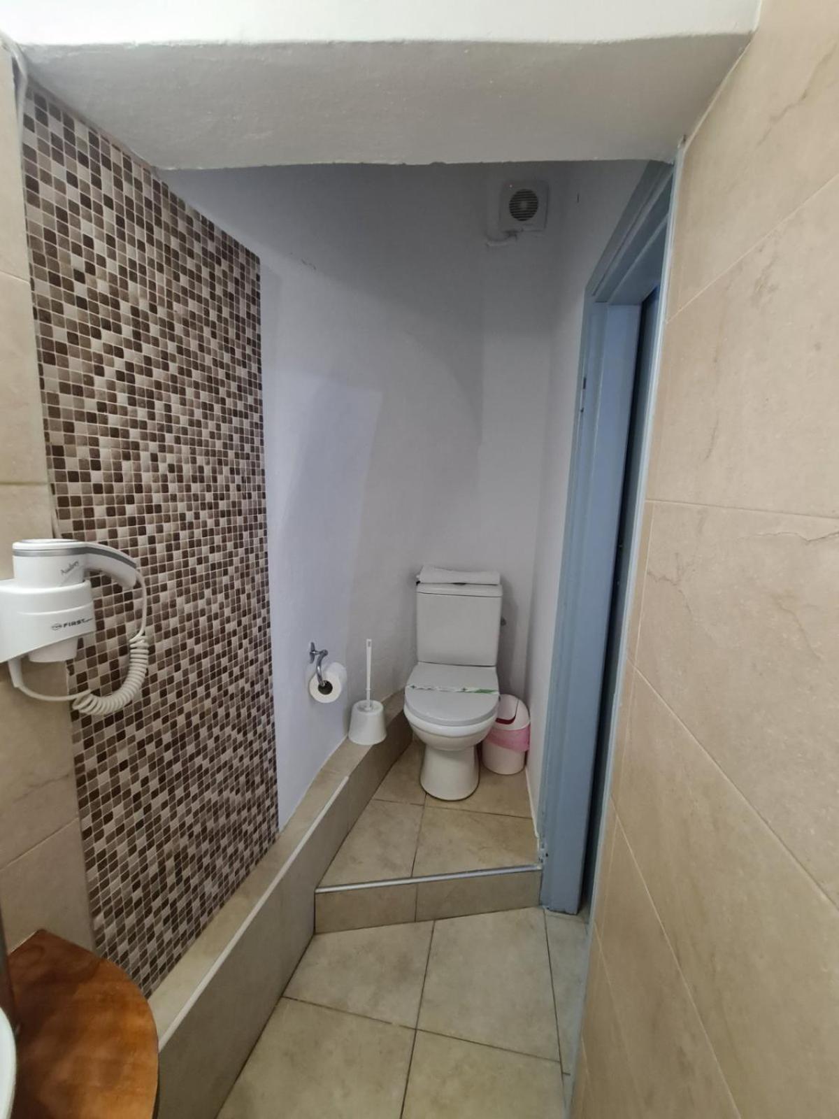 Aithra -Cosy Studio In Centre Of Poros Poros Town Luaran gambar